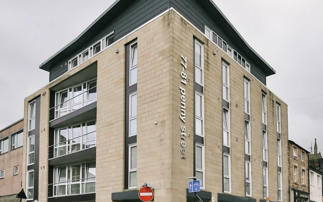 77 - 81 Penny Street 3