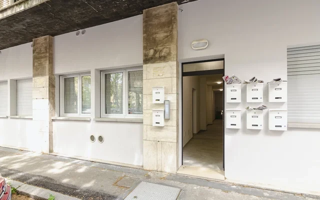 Via Camillo Ranzani 1