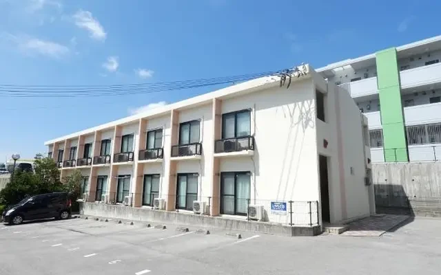レオパレス我那覇ヒルズ 0