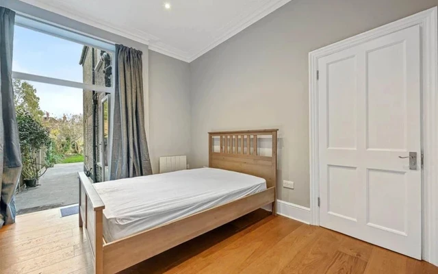 LH-Sedgeford Road - London student accommodation