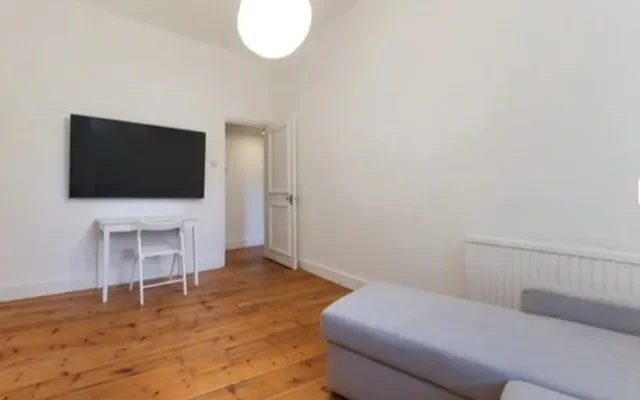 LH-Gray's Inn Road 1