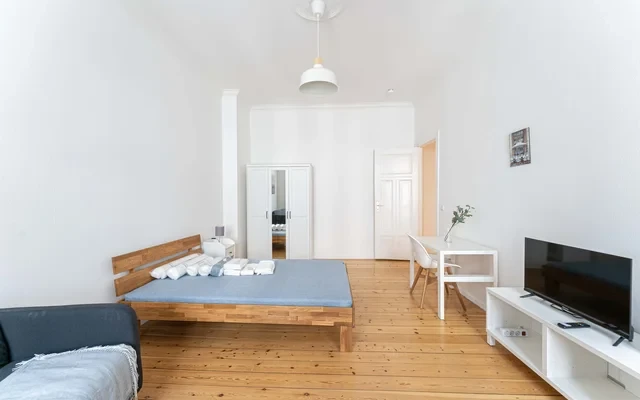 Studio Apartment 3