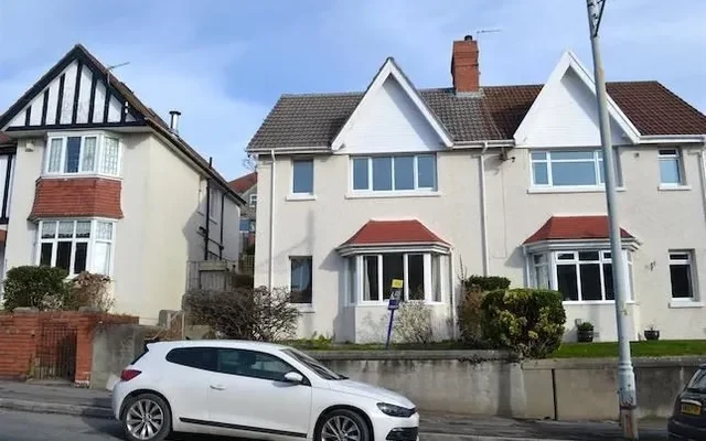Eversley Road, Sketty, Swansea SA2 0