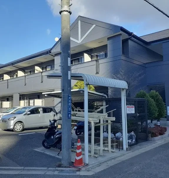 サンライズ栄和 2階