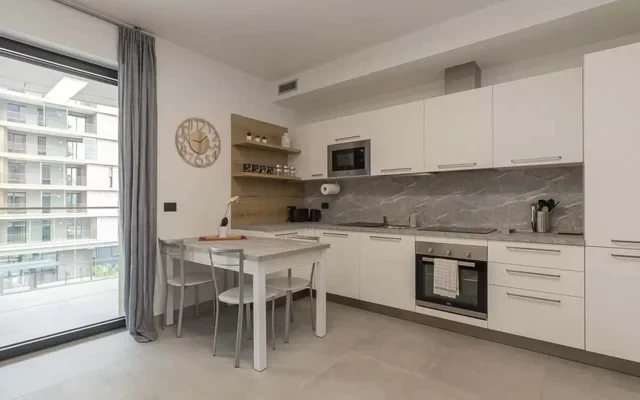 Calm Flat w/Balcony, Good Connection to Milan Centre 2