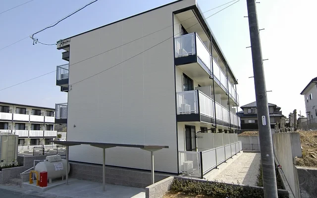 レオパレスノザンファンⅠ 0