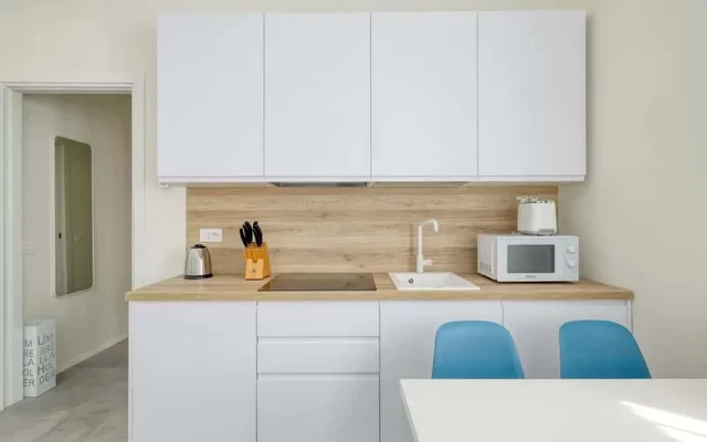 Charming studio near the city centre 1