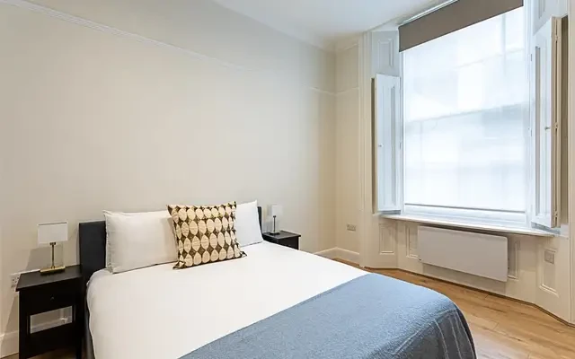 Queensborough Terrace 12020# 4