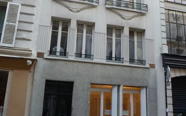 PARIS 17e·20m²·F1·Studio·With furniture 4