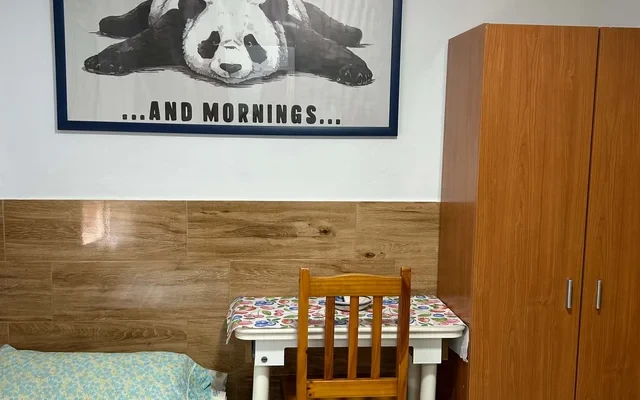 Se alquila estudio completamente equipado y amueblado 4