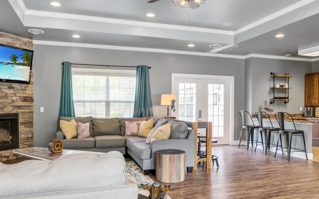 Emerald Pointe Townhomes 1