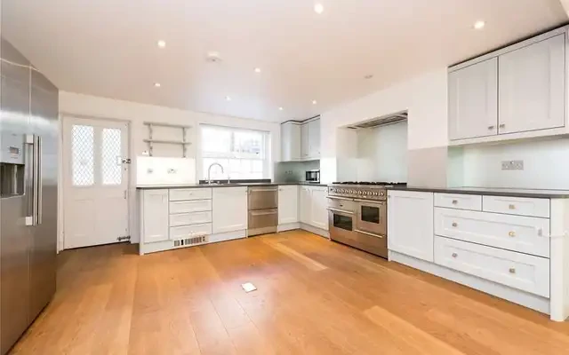 Bromfield Street 4