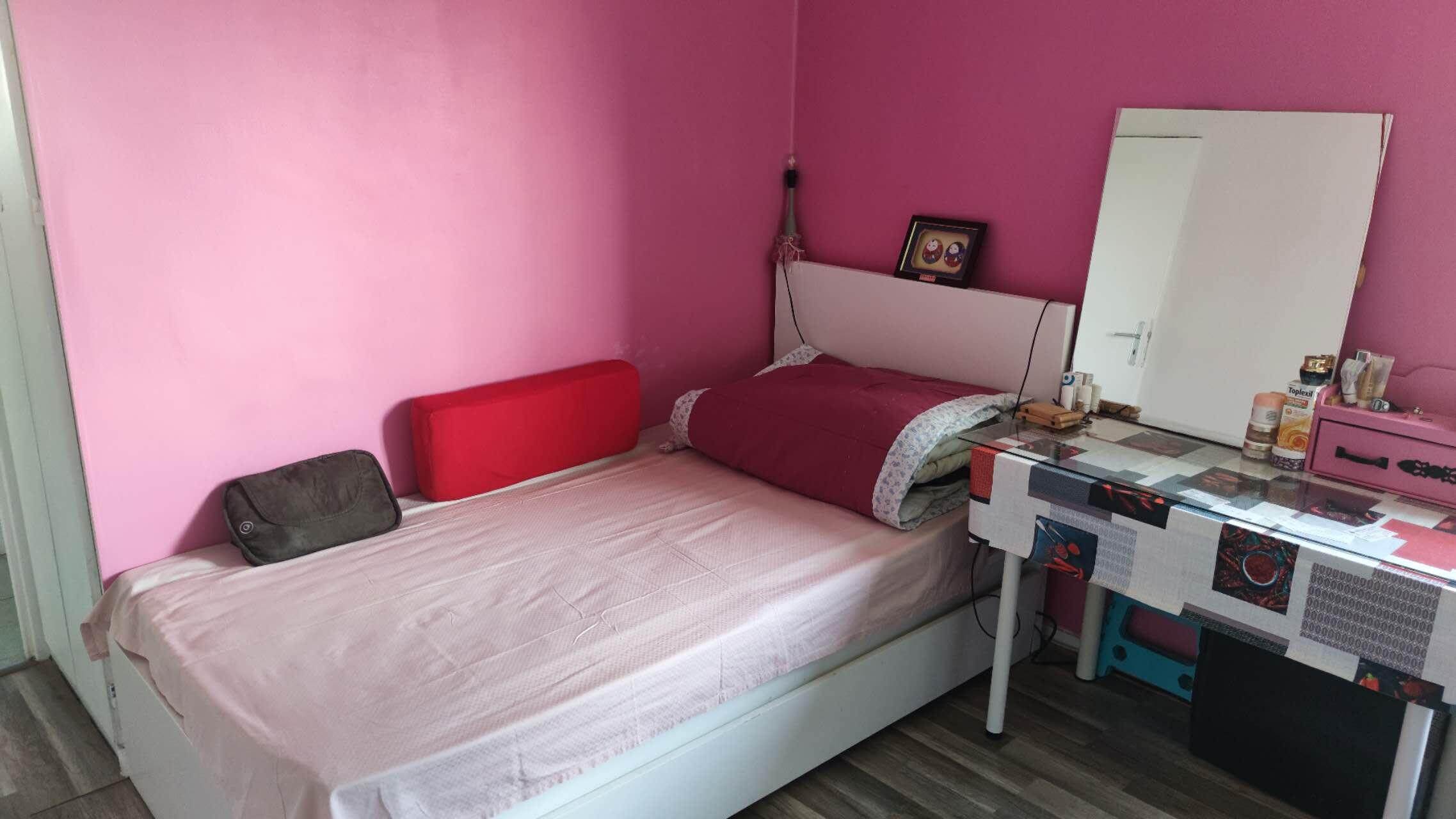 Fresnes 94e·13m²·F1·Une chambre （Colocation）·With furniture