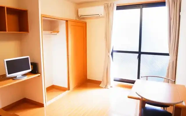 レオパレス下手ヶ久保 - 가마쿠라시 학생 숙소 - 201号房间(带独立厨房)