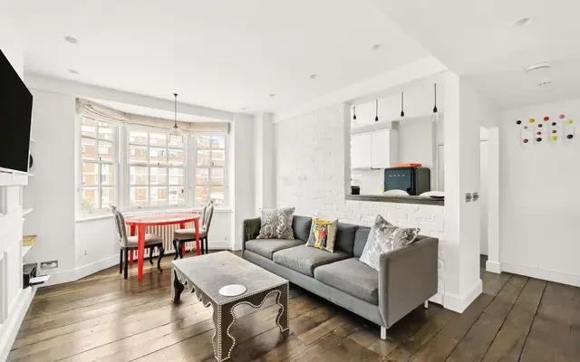 Whiteheads Grove, London, SW3 3HJ 0