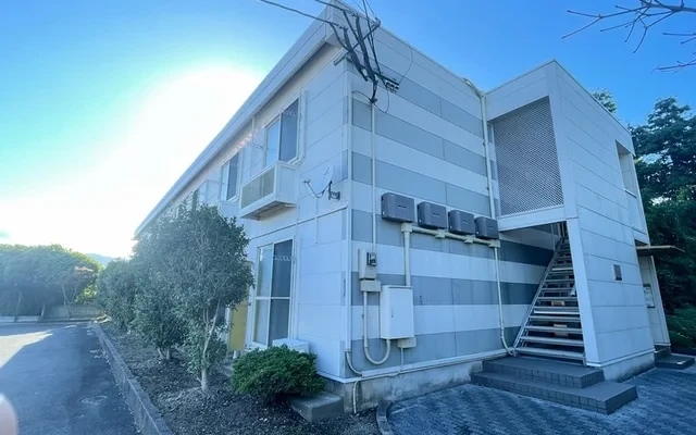 レオパレスＧｒａｃｉａｓ 0