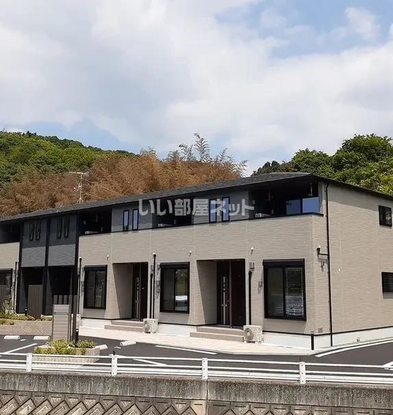アルフォート 鴨方 1階