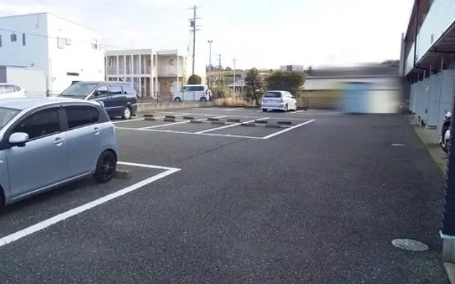 レオパレスサンヒルズ 3