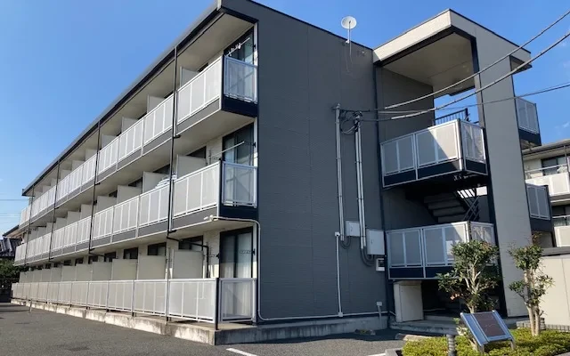 レオパレスクイーンハイツ小山 0