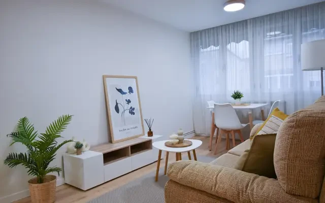 apartment near Calle de Ángel Múgica 3