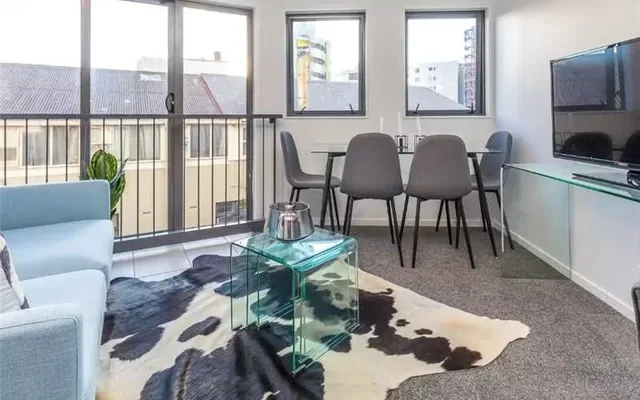421 Queen Street - Auckland student accommodation - Room-1 at 316