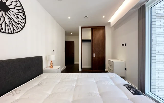 FH - Lexington Gardens - London student accommodation - 2 Bedrooms 2 Bathrooms