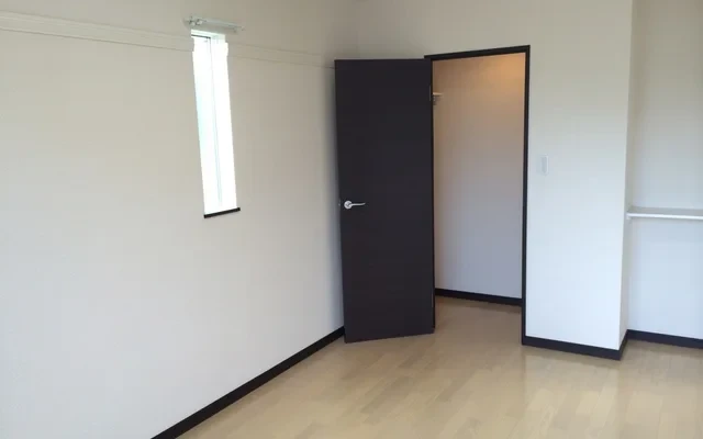レオネクストオリーブ 1