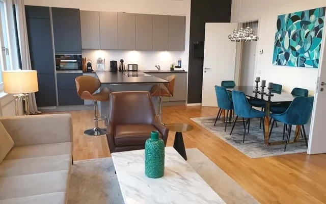 Gloria - Grosse, luxurioese und helle Wohnung am Potsdamer Platz mit Balkon 1