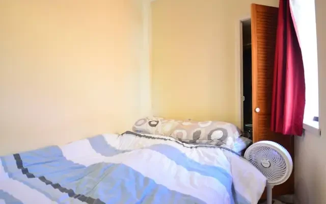 Entire Place·4B1B···9 Gristhorpe Road 4