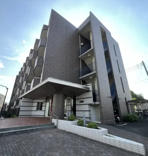 Grand Avenue (Kanagawa Prefecture)