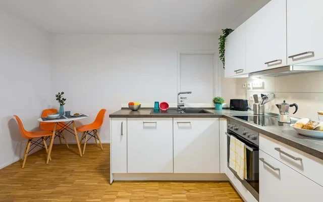 Georg-Voigt-Strasse 15DE-04-028Q 4