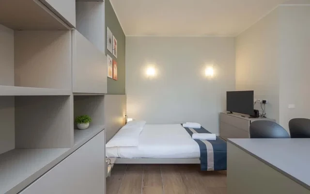 Monolocale in Via Alfonso Capecelatro 81 4