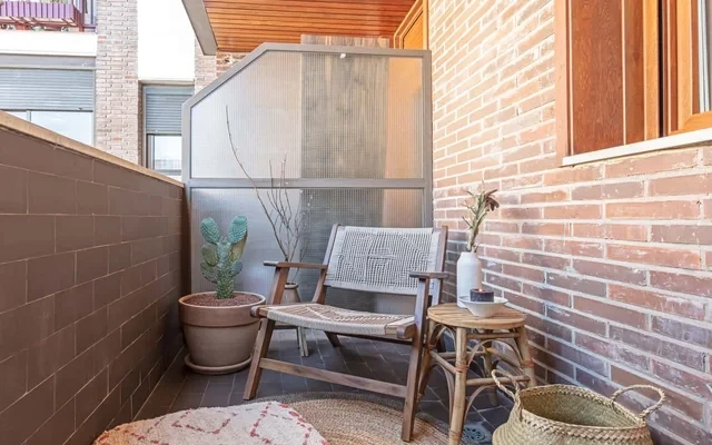 Guban - 2 bedroom and balcony in Azca 2