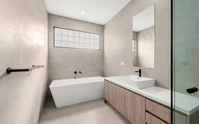 2/5 Myers Court, Doncaster 4