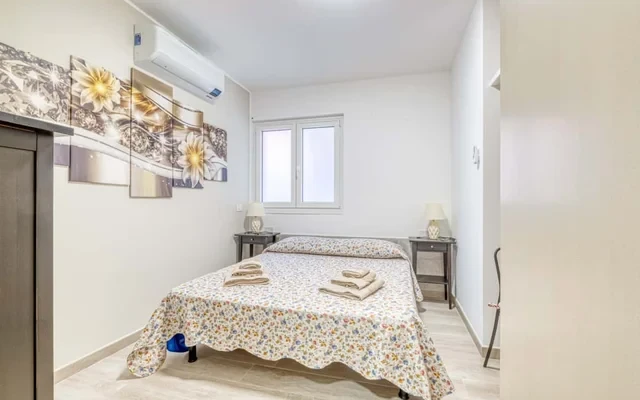 Merlo C - town center & private parking 4