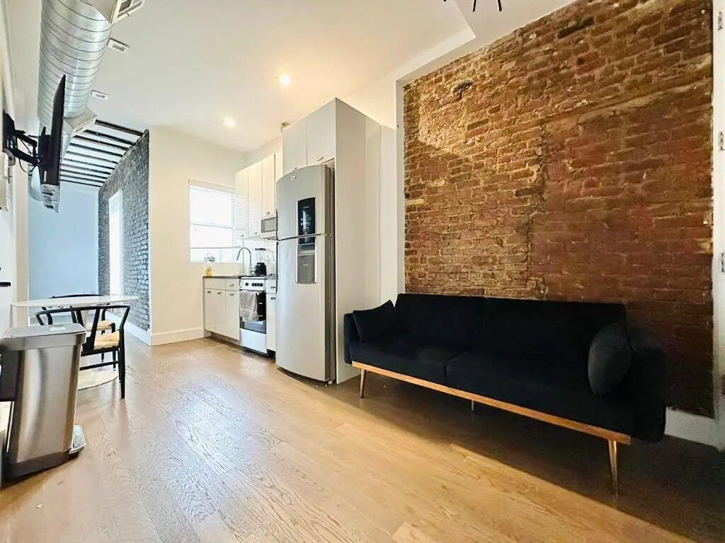 22 Granite Street, New York