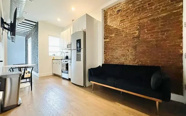 22 Granite Street, New York 0