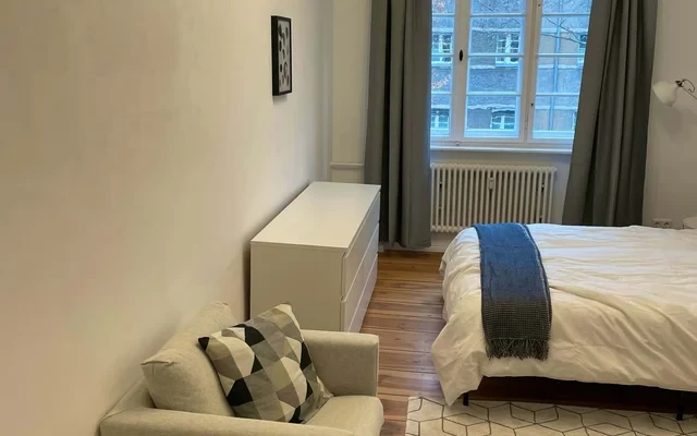 Schluterstrasse 1