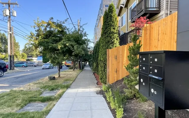 Iris Apartments 4