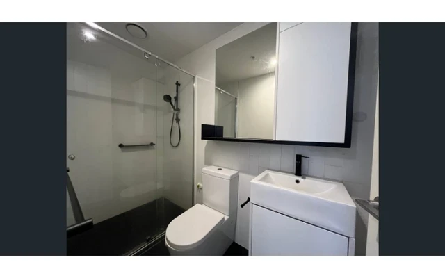 6 Saint Kilda Road 2