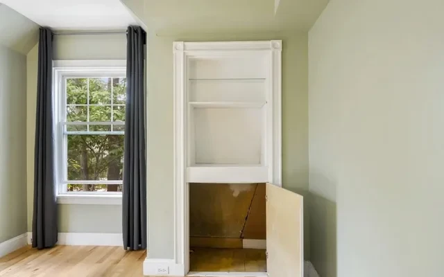 #443: Harvard Square (Cambridge) 1