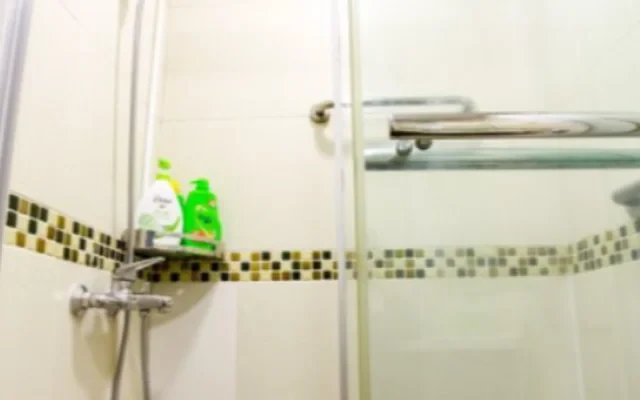 Fortress Hill(7): 2 Bedroom near MTR 2