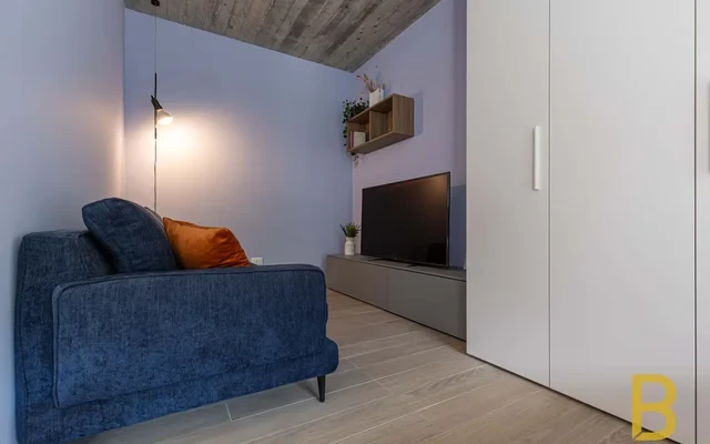 Moderno monolocale con balcone vicino a Porta Romana, Milano 2