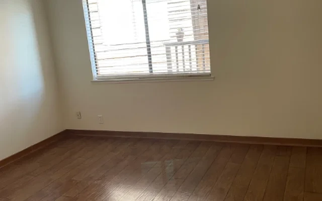 535 Jackson St 2