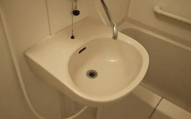 レオパレス入船 2