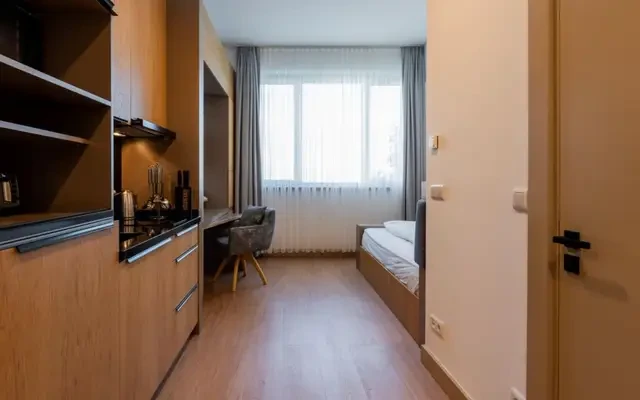 studio near Rognitzstraße 3