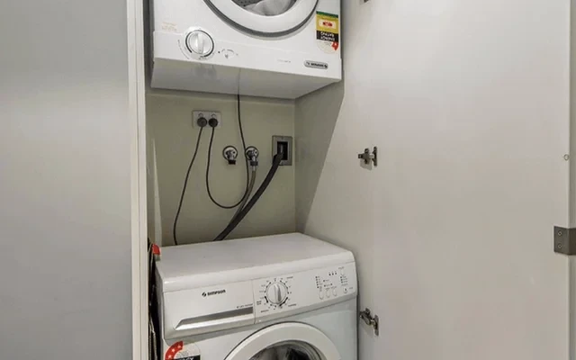 243 Franklin Street 4