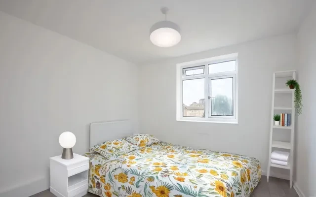 LH-Temple Court 1