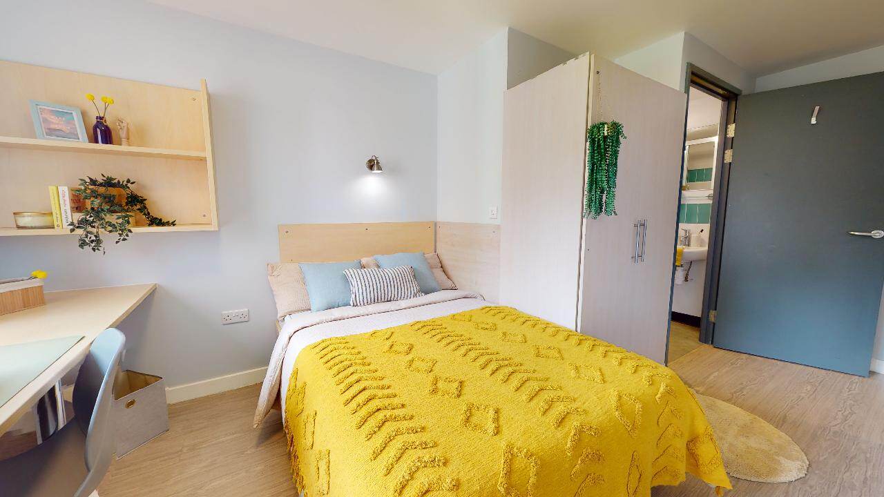 Two Bed Apartment Plus