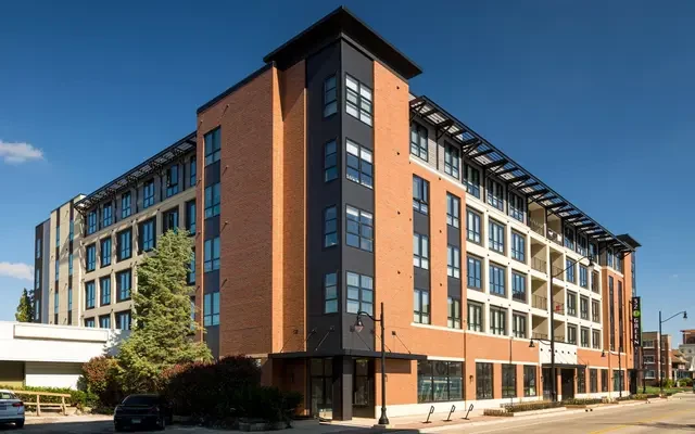 32 E. Green St Champaign IL 2